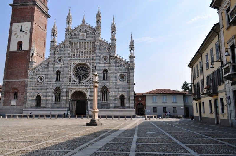 sanvincenzomonza_piazza_duomo_monza_full_1458651341_full_1483961010